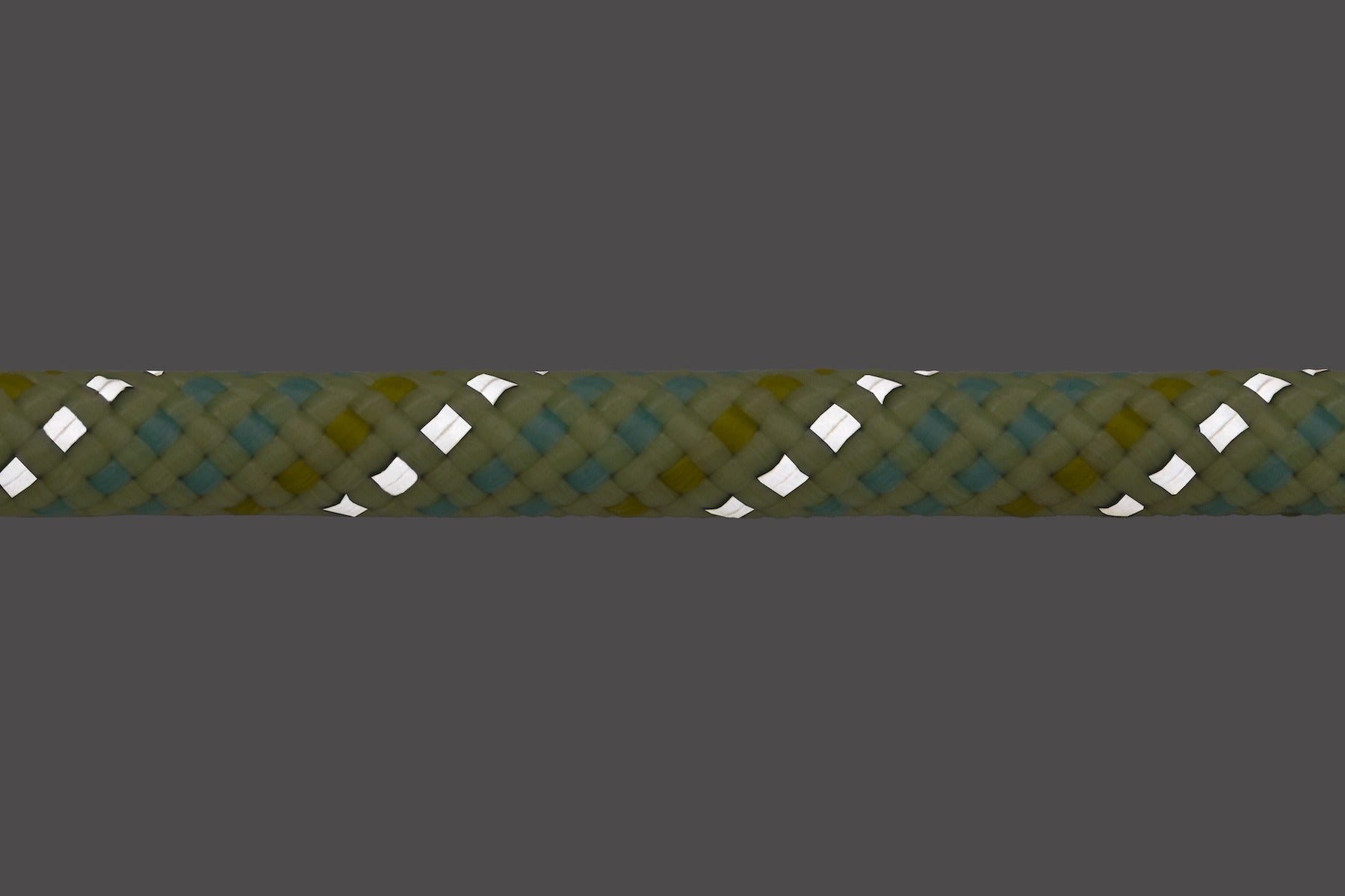 Knot-a-CollarTM Rope Dog Collar